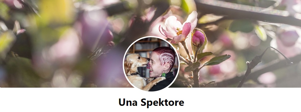 Una Spektore, foto māksliniece